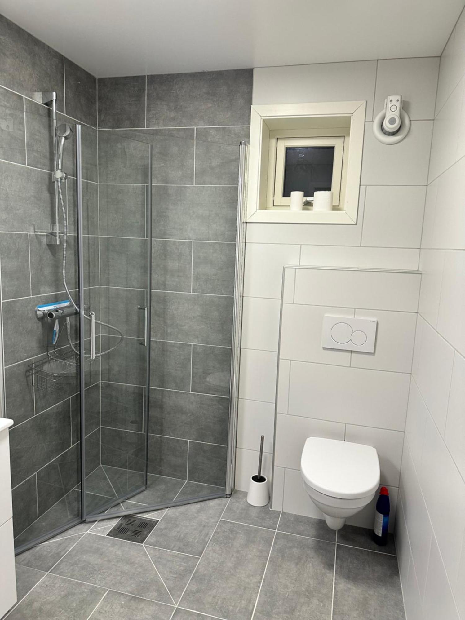 Your Home Away From Home, Apartment 2 Тромсе Екстер'єр фото
